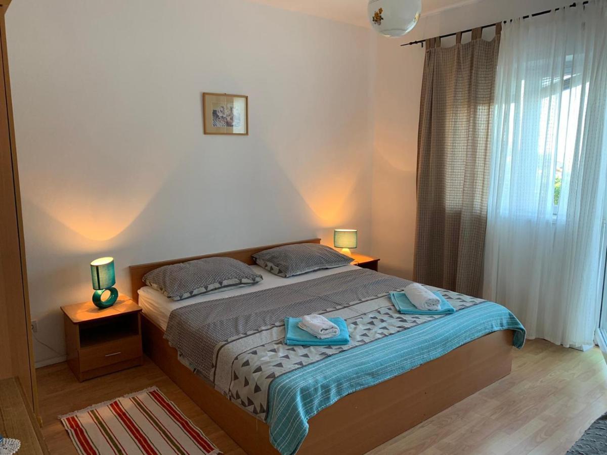 Danijela Lägenhet Mali Lošinj Exteriör bild
